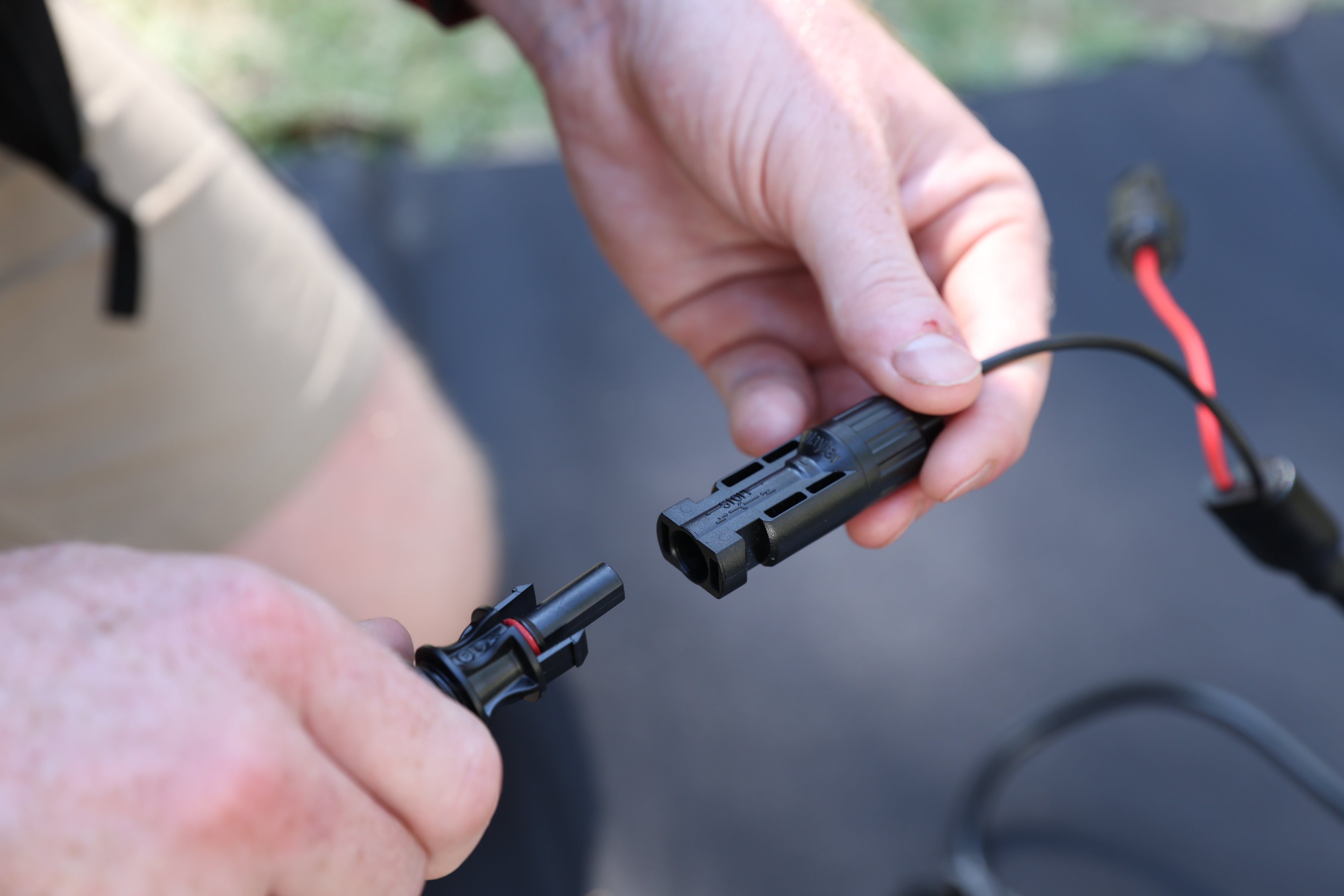 Beginner’s Guide to Solar Cables: How to Choose the Right Wire for Your Setup