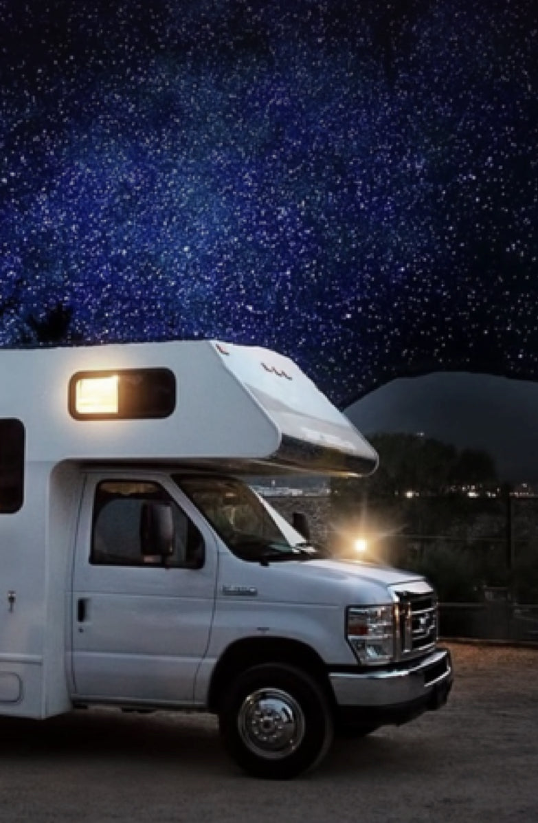 <p>Directly Charges RV Batteries with <strong>S1</strong></p>